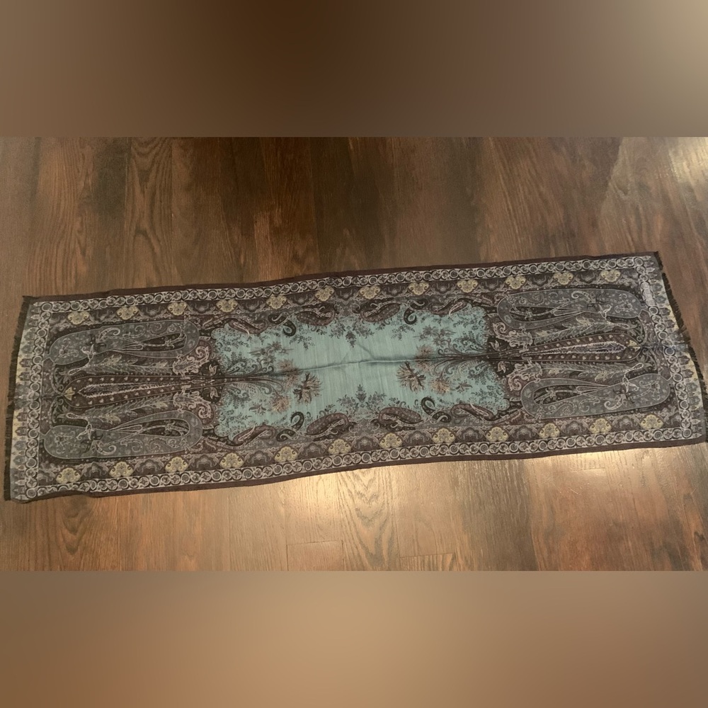 NWOT ETRO wool and silk long scarf. 🧣 
Paisley berry and blue tones.